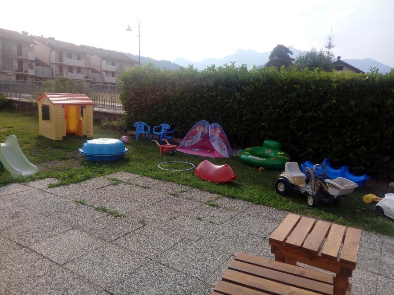 Albergo Alla Pineta Villa Santina Kültér fotó