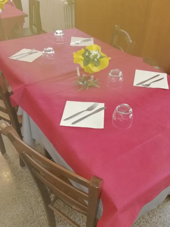 Albergo Alla Pineta Villa Santina Kültér fotó